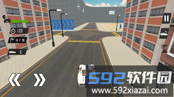赛车疯狂竞速游戏截图1