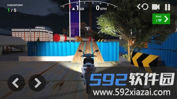 终极摩托小游戏截图4