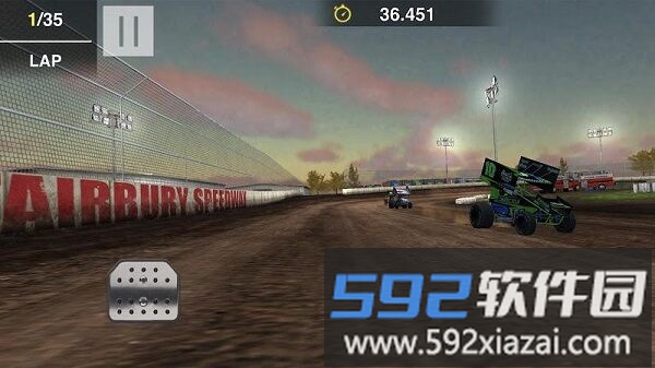 沙尘追踪汽车冲刺游戏截图4