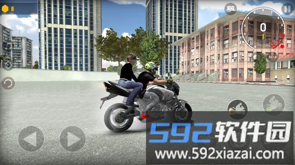 王牌赛车手截图3