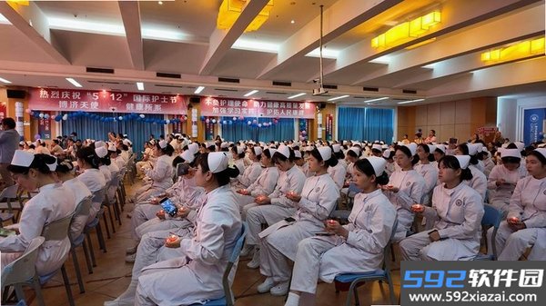 燕尾帽护理上门截图8
